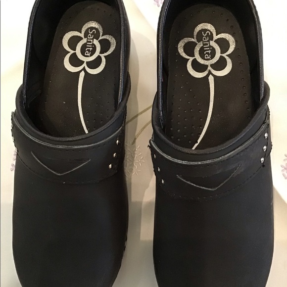 NWOT Sanita clogs - Picture 3 of 5